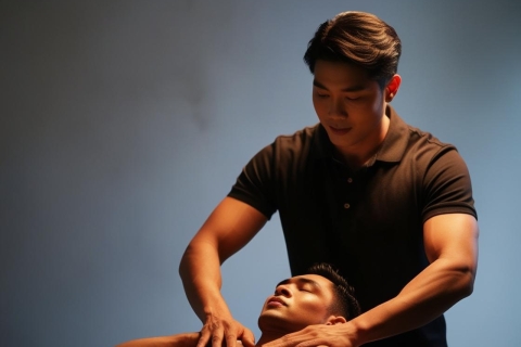 Massage thư giãn toàn thân